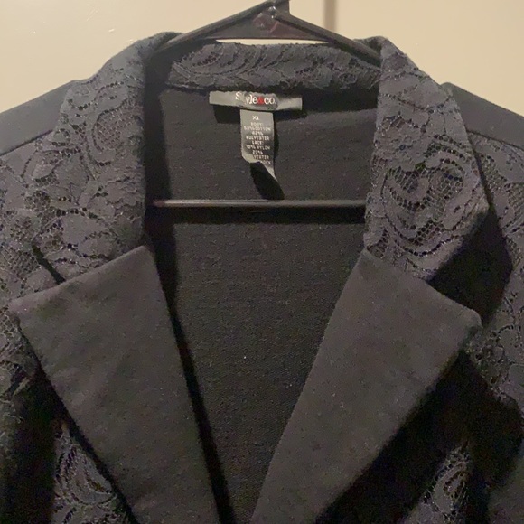 Lace suit jacket - Picture 4 of 4